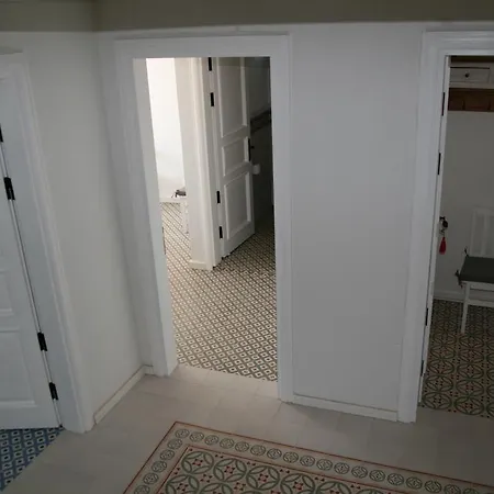 塞斯梅丽民宿 *