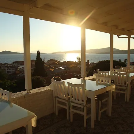 Cesmeli Ubytování v soukromí Ayvalı