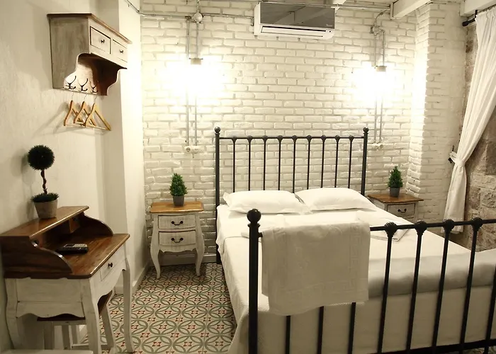 塞斯梅丽民宿 *